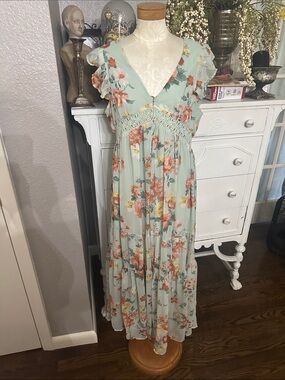 Floral Lace-Trim Maxi Dress in Mint Floral